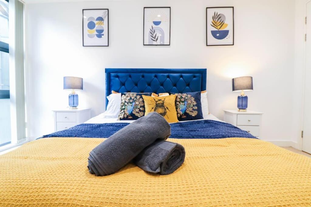 Appartement Canary Wharf-10% Discount-fibre Wifi-5mins To Tube