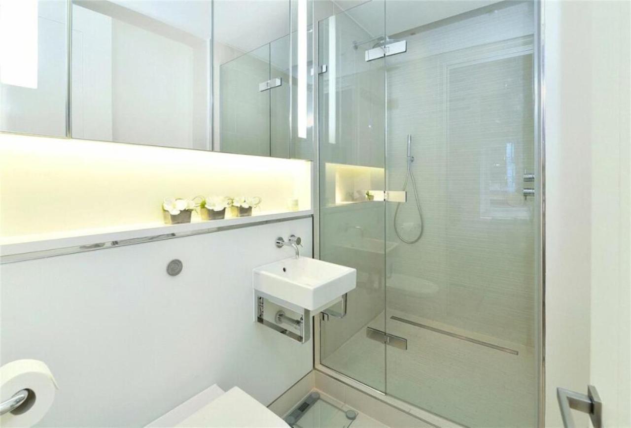 Apartamento Park Lane Large Luxury Sleeps 6 Londres