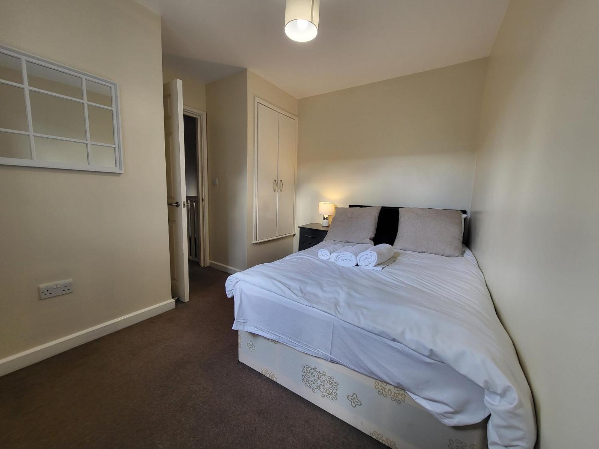 Great Next To Tooting Bec Tube Station! * Londres