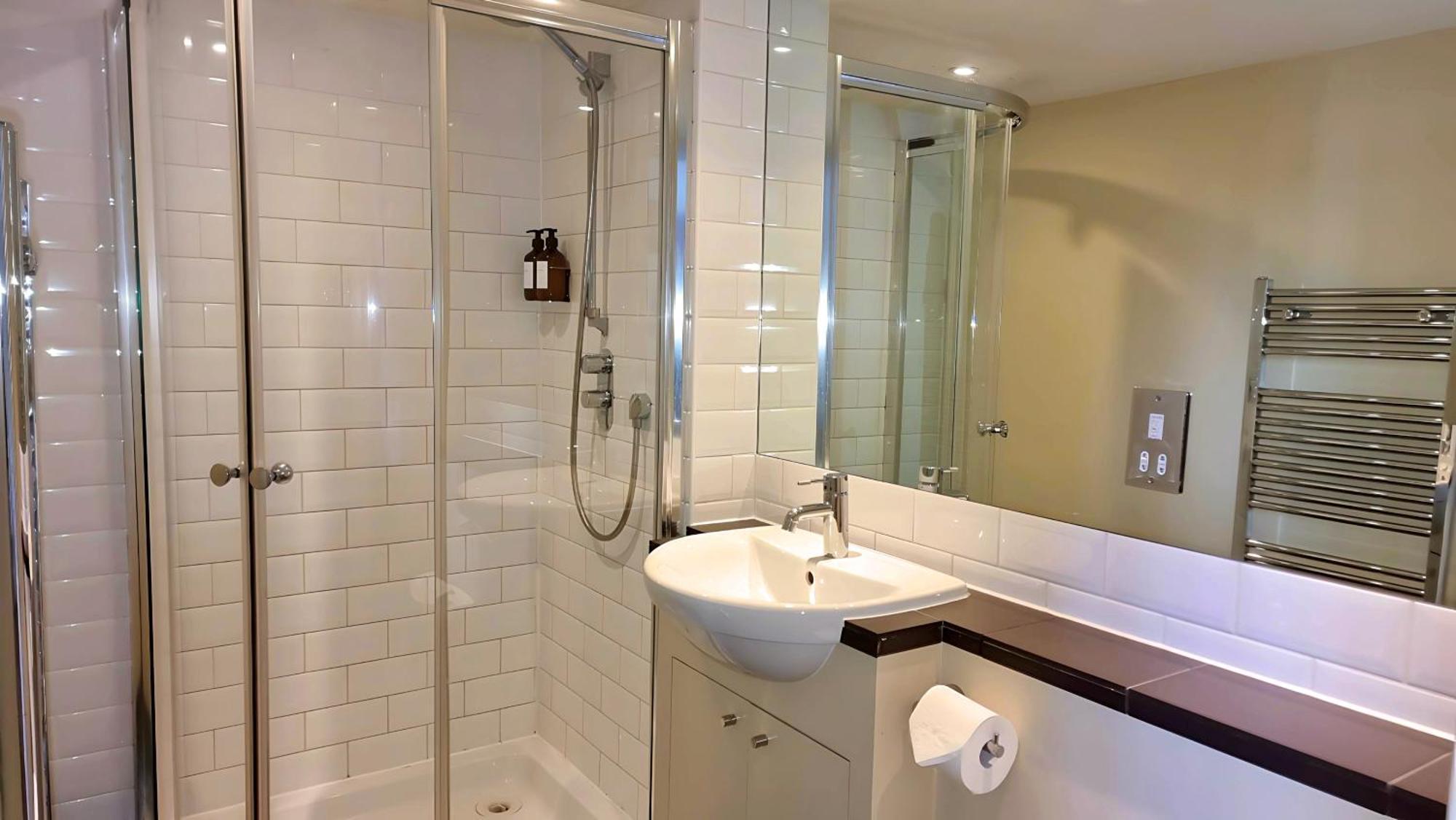 Notting Hill - The One One One!!! -3- Appartement