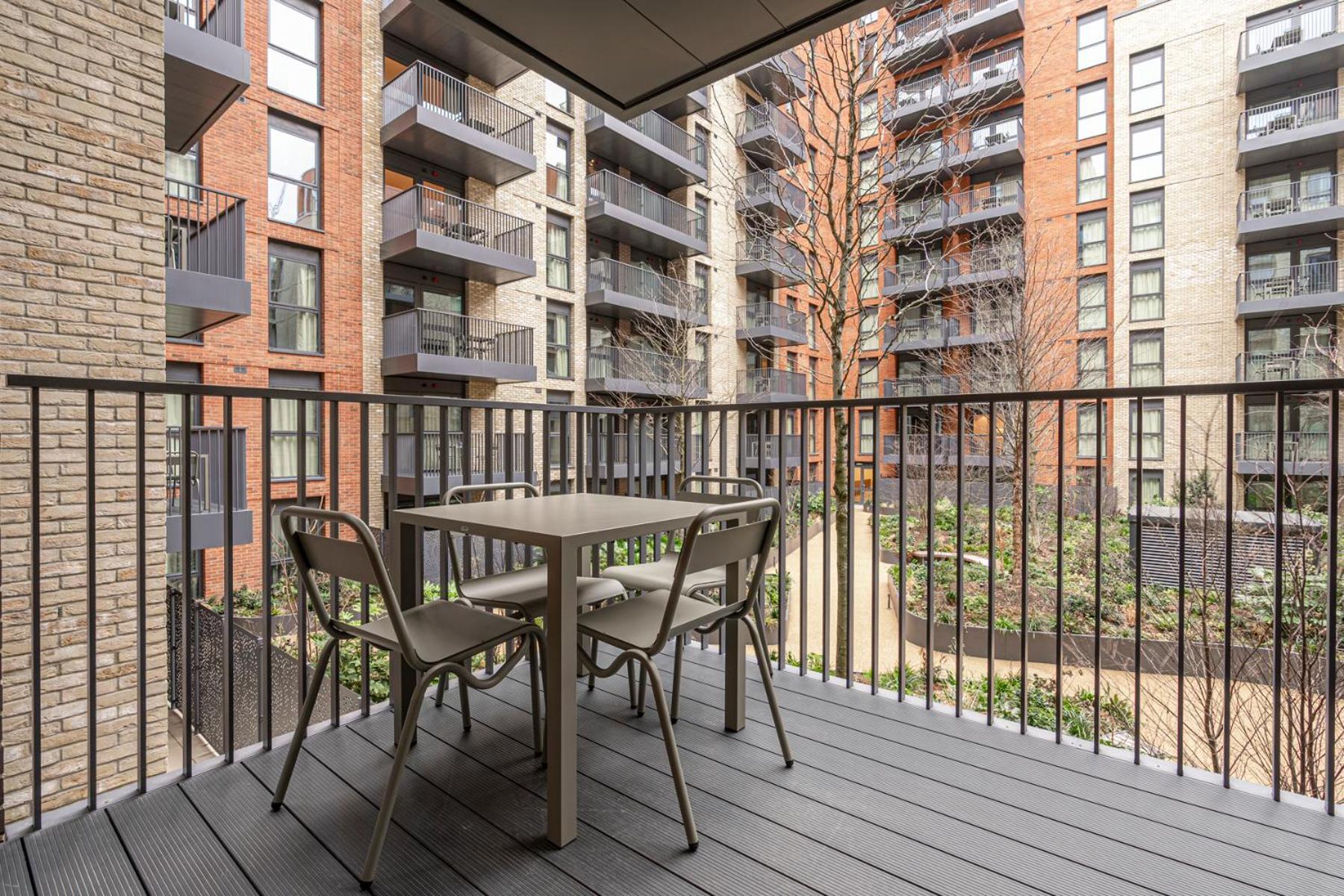 The Sessile Apartment