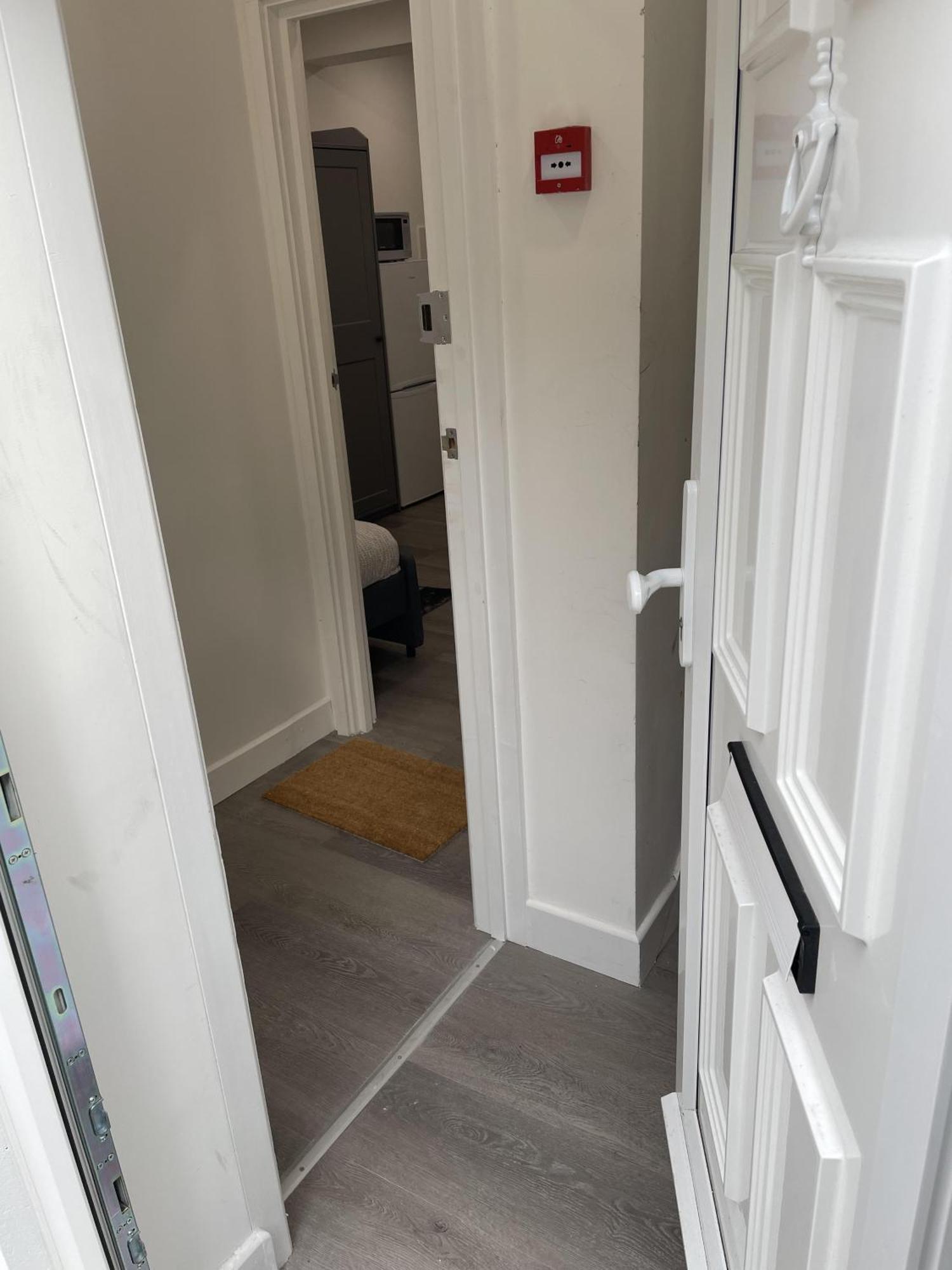 Appartement Charming 1-bed In Londres