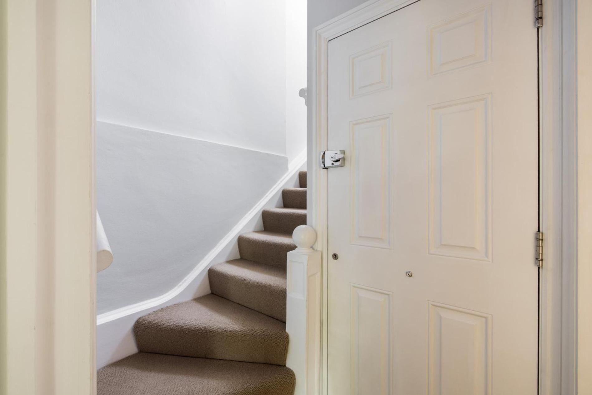 Is Yours - 2 Bedroom In Kensington Londres