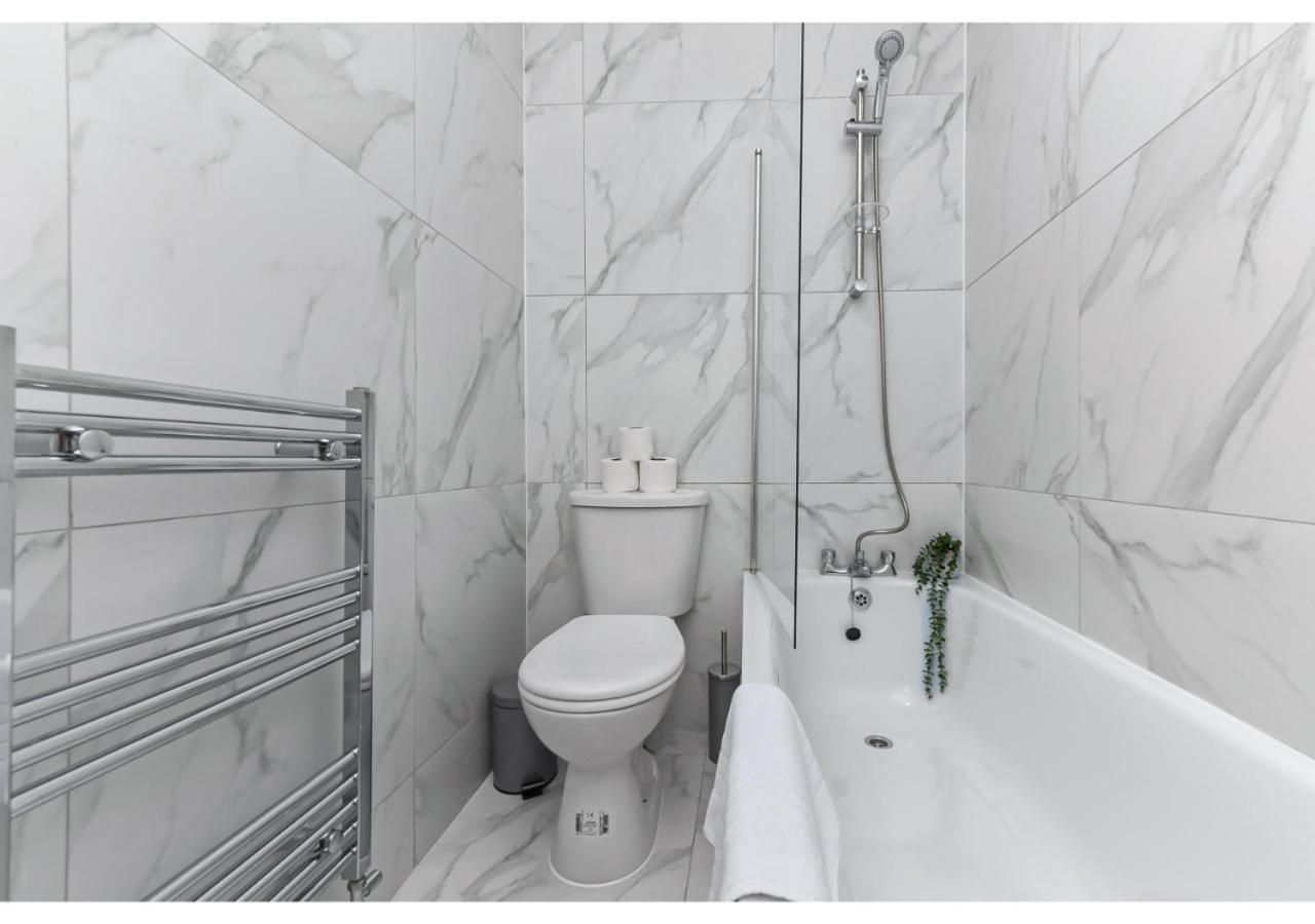 Great 4br House * Londres
