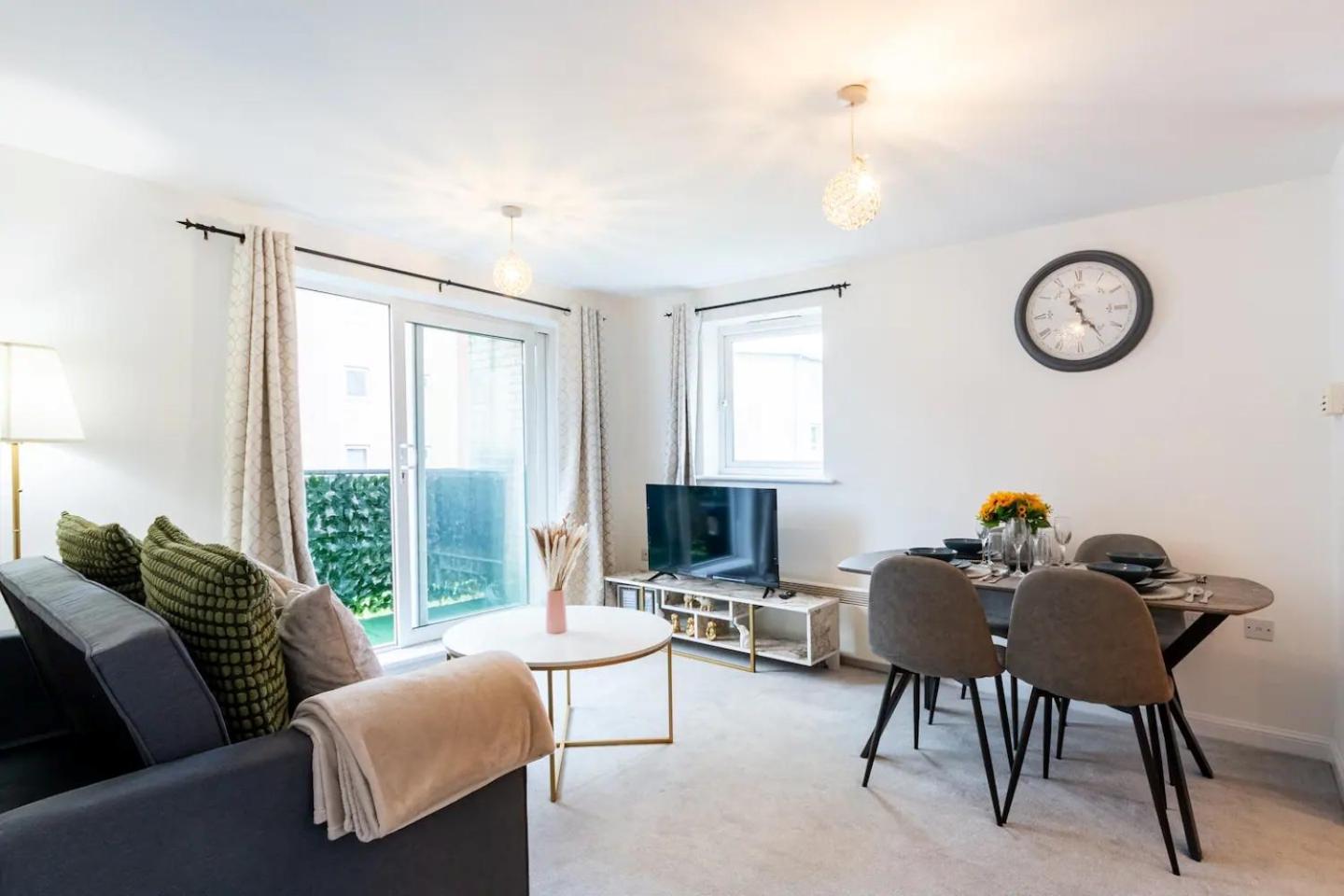 Live The Wembley Buzz! Stylish Flat Near Station & Amenities * Londres