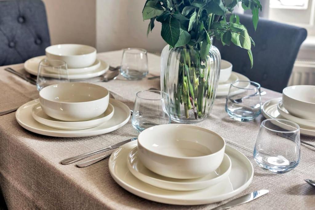 Appartement Luxury 3 Bedroom In The Heart Of High Street Kensington, London. Londres