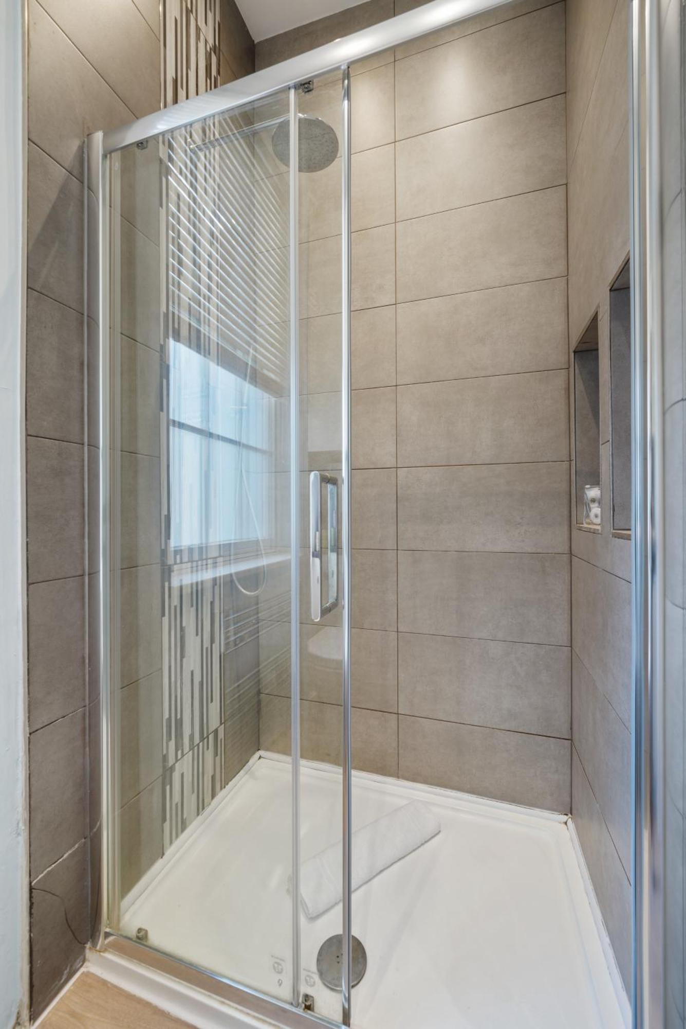 Superb One Bedroom In Soho Londen