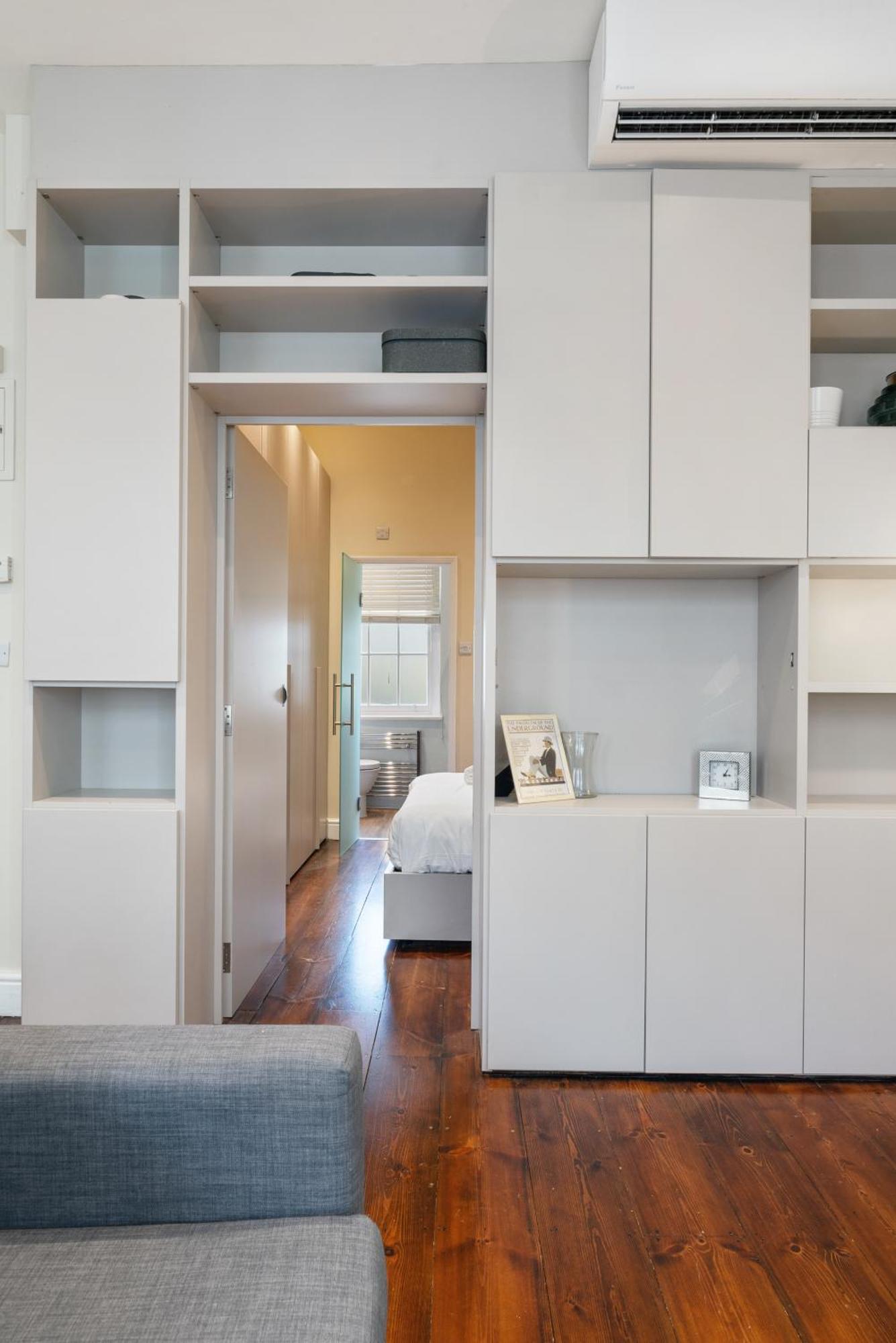 Superb One Bedroom In Soho * Londen