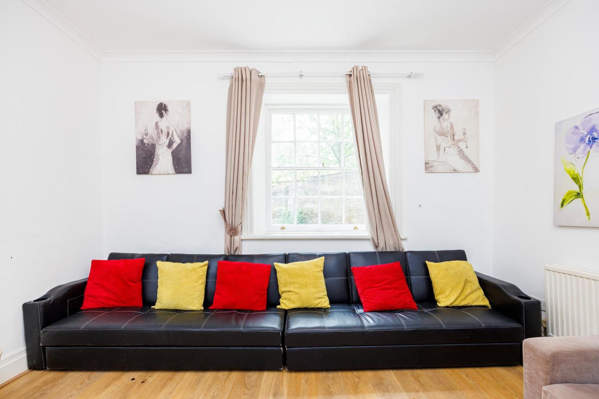 Mansion House With Spacious Close To Excel And Canarywharf Apartahotel Londres