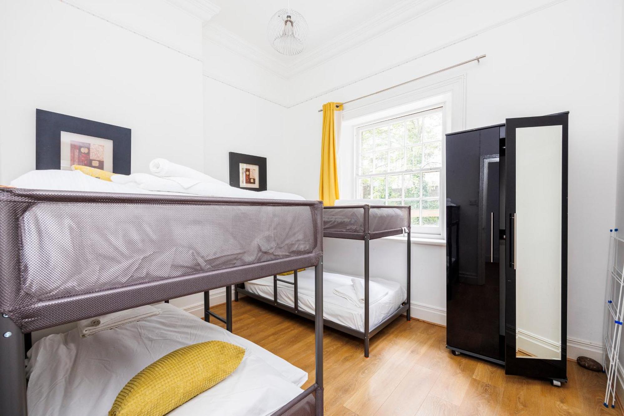Mansion House With Spacious Close To Excel And Canarywharf Apartahotel