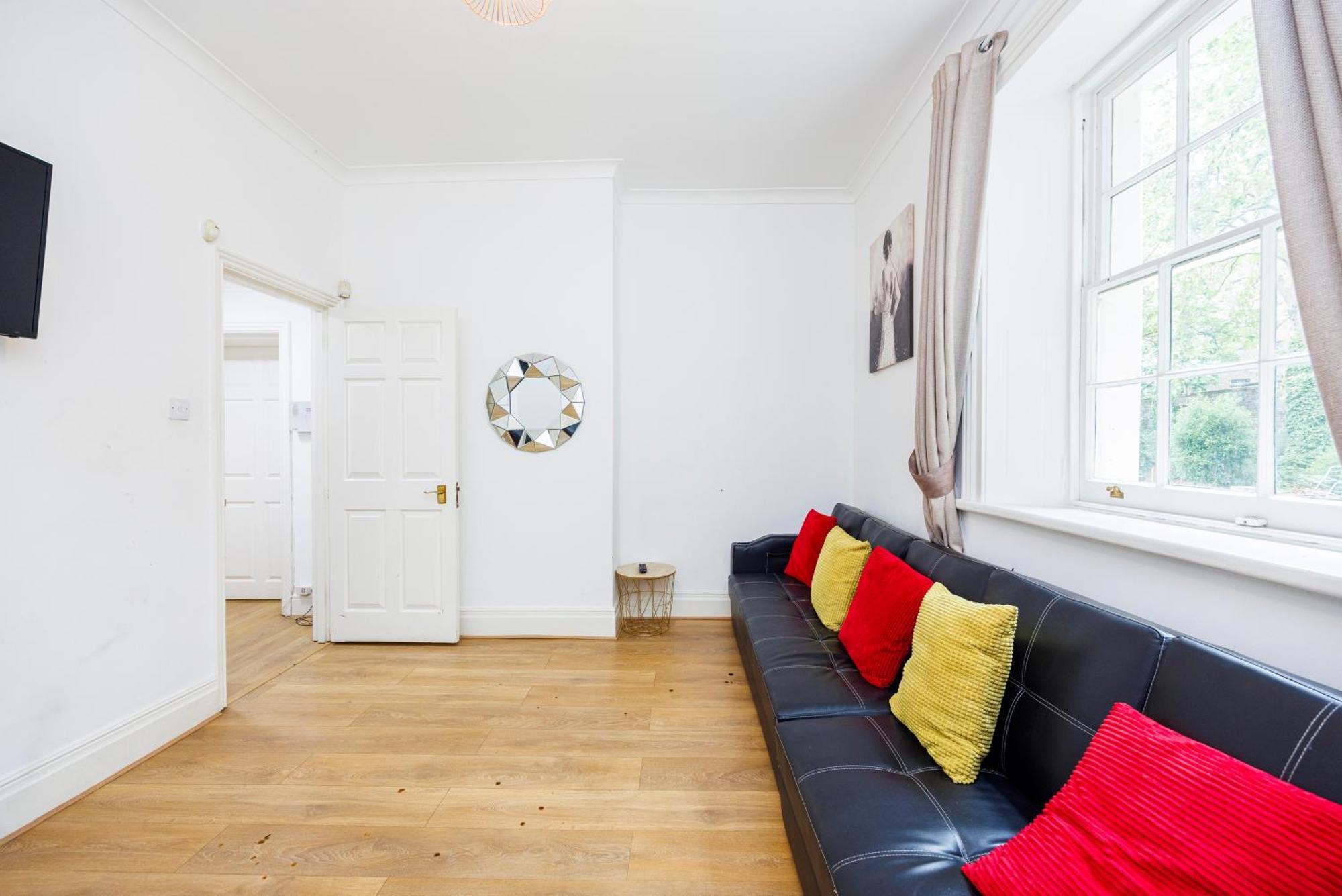 Apartahotel Mansion House With Spacious Close To Excel And Canarywharf Londres