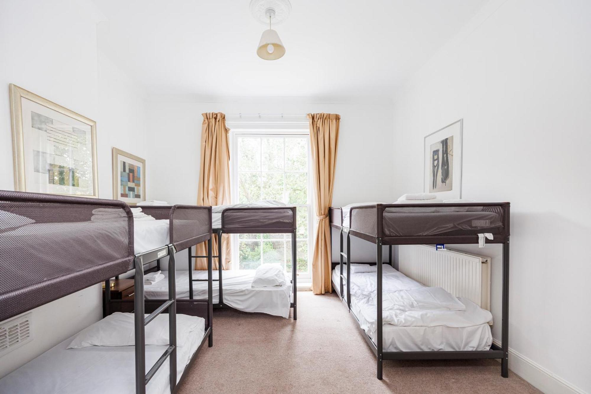Mansion House With Spacious Close To Excel And Canarywharf *