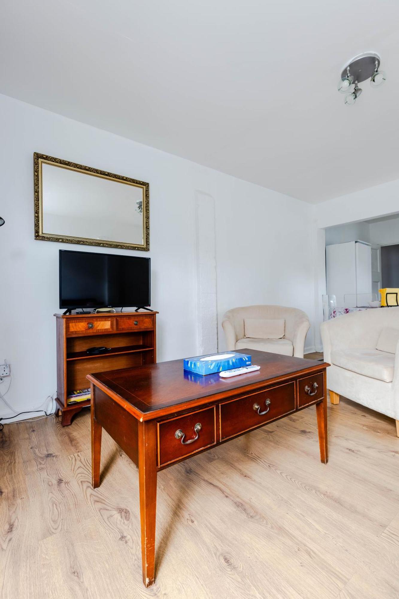 Appartement Cosy 2 Bedroom Near Wembley, Garden, Late Check In *