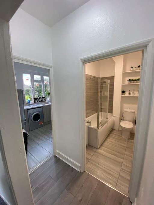 2 Bedroom Flat In Appartement