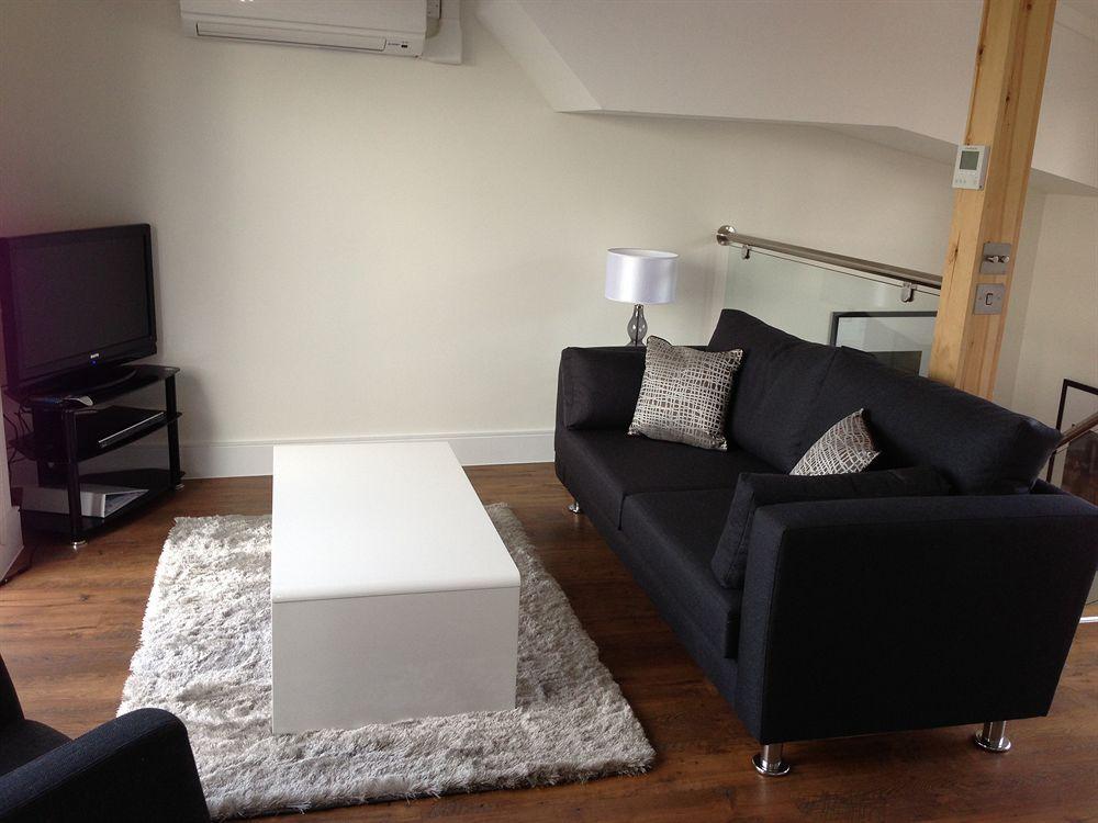 Max Serviced Commercial Road Appartement Londres