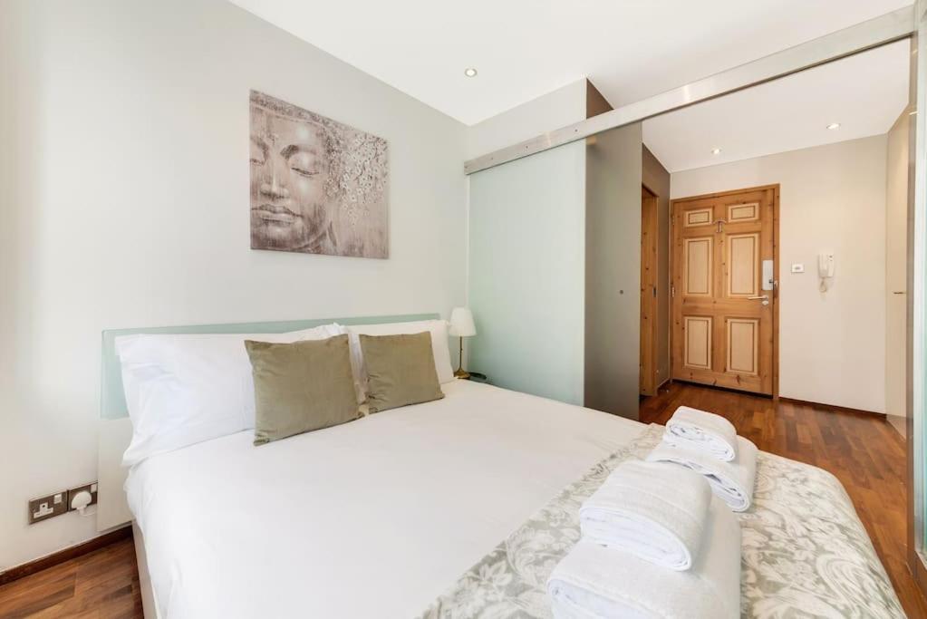 1 Bedroom Edgeware Retreat * Londres