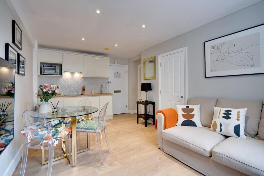 Glamorous Art Deco Flat In Chelsea Apartamento