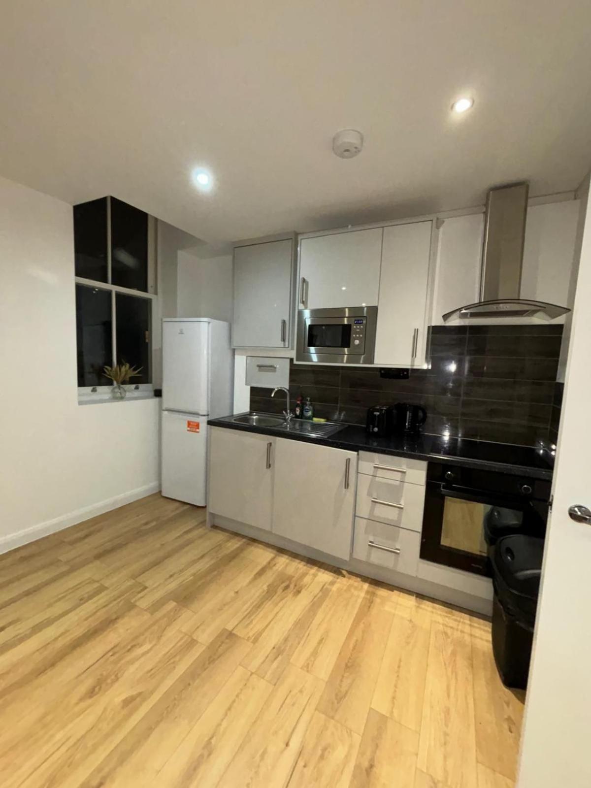 Sleep 4 In Battersea Central 5 Mins To Power Station Bs2 * London