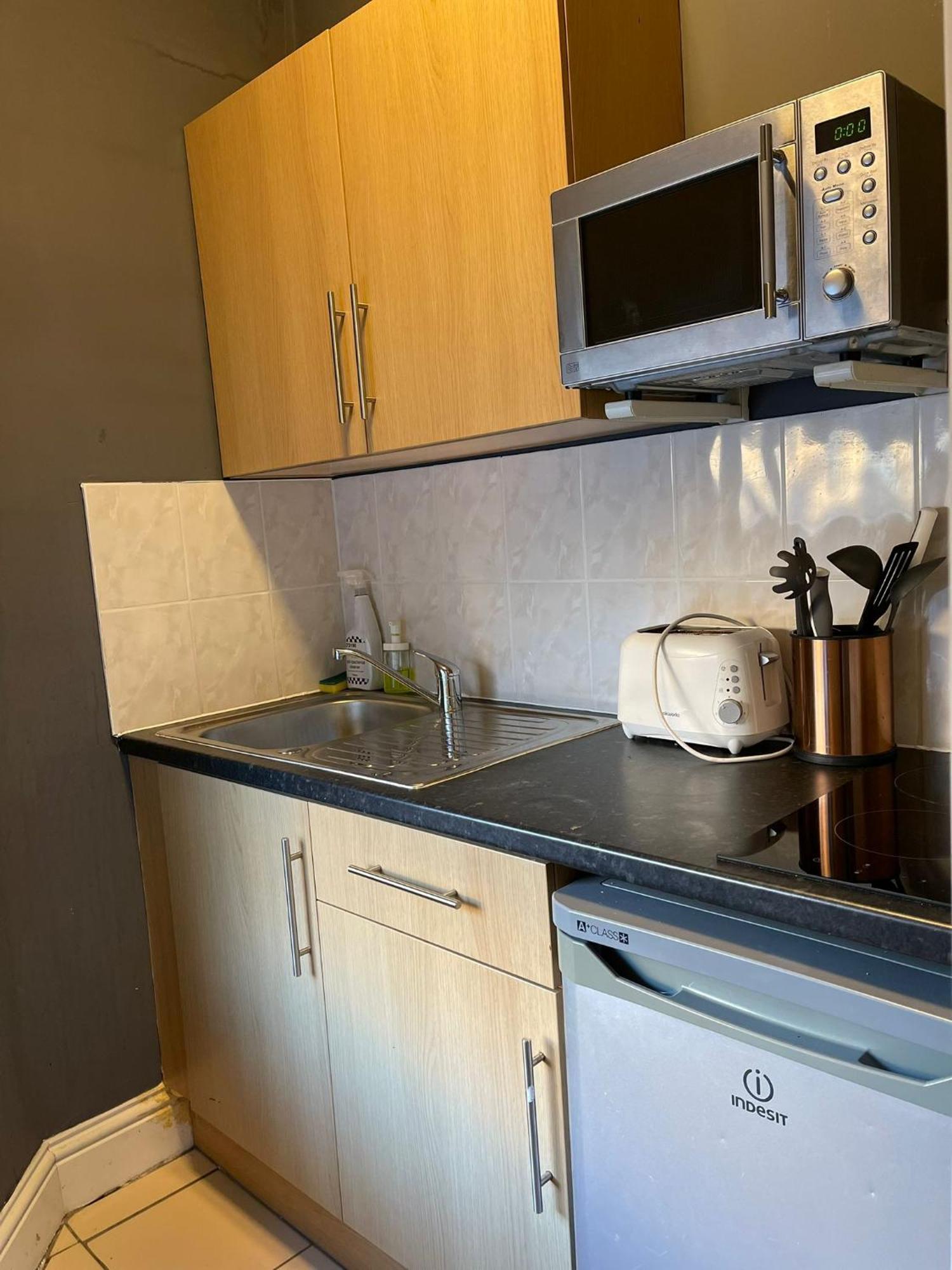 Simple Triple In King's Cross Apartamento