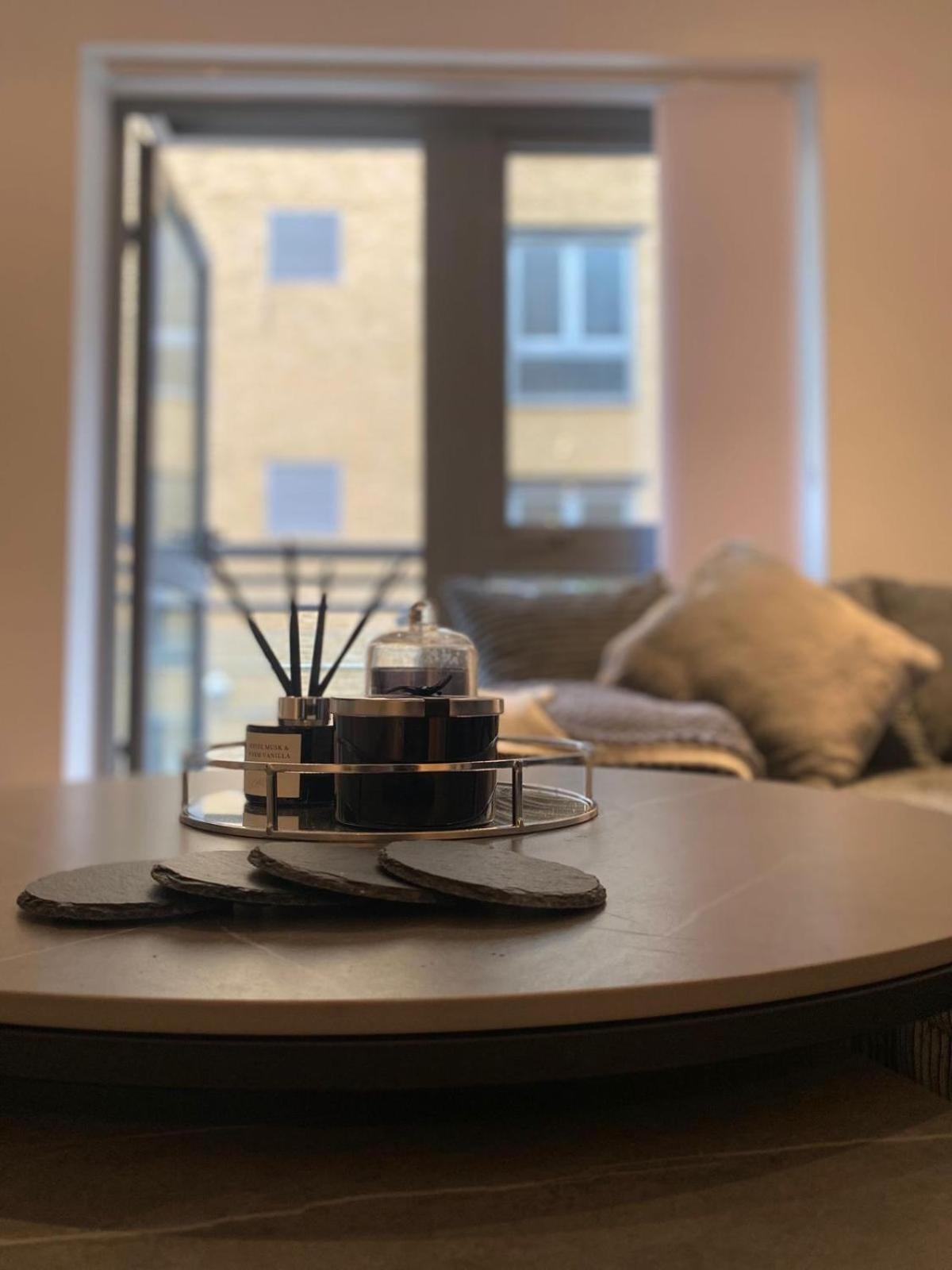 2 Bedroom In Hoxton Square, Shoreditch, London, N1 Londres
