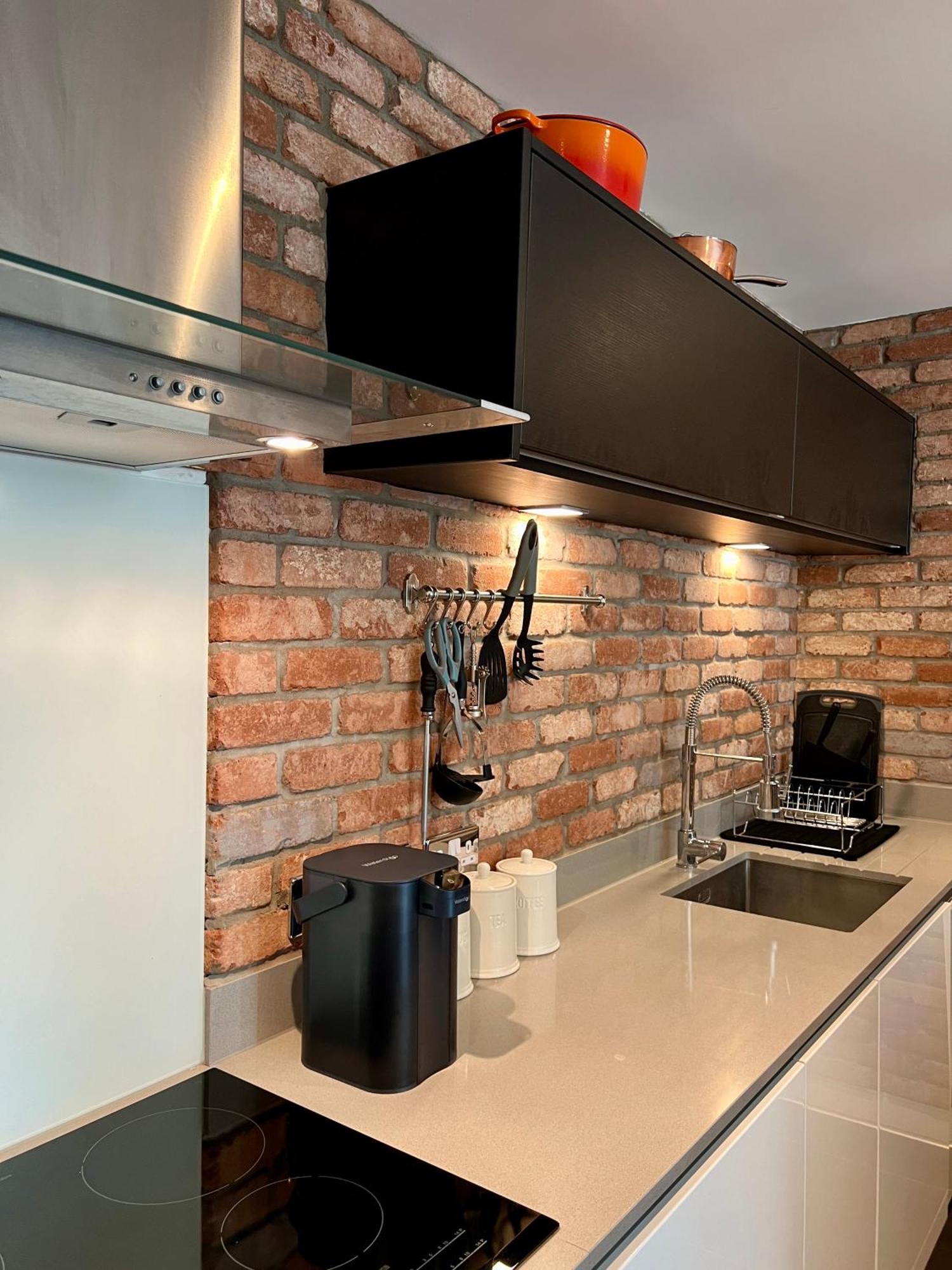 Modern Flat Your Stylish Escape