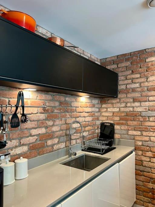 Modern Flat Your Stylish Escape London