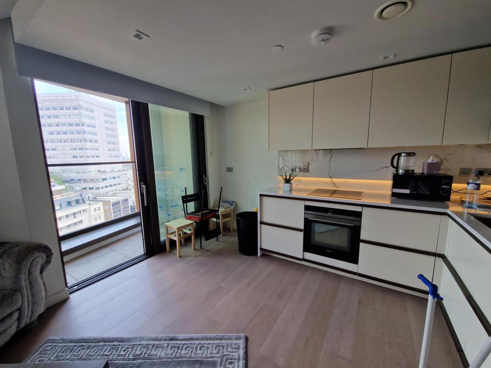 Appartement One Luxury Bedroom In Londen
