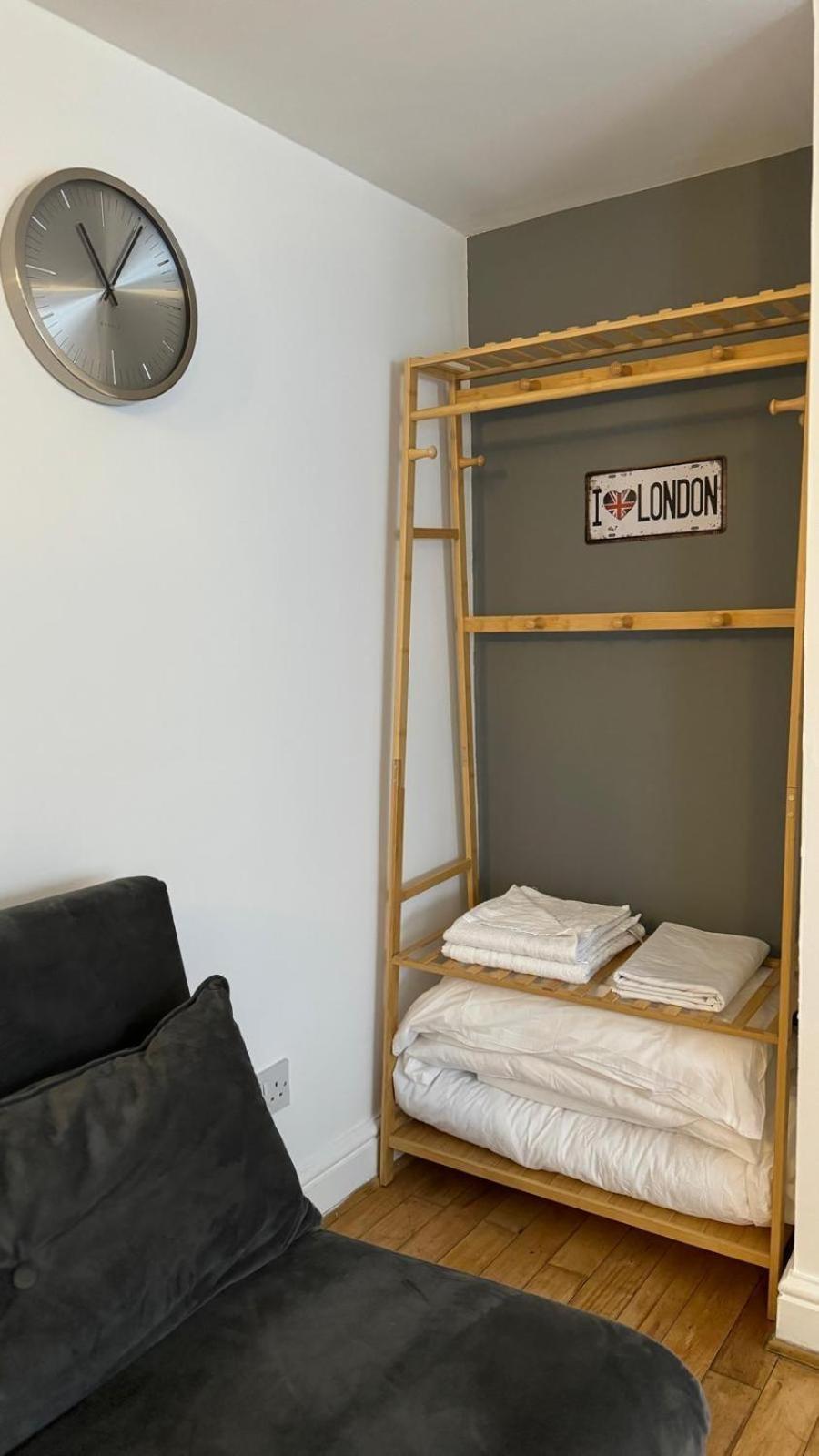 Special Flat In Camden Town Apartment