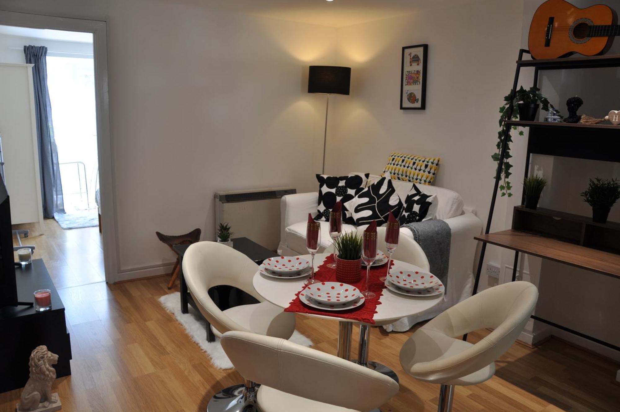 Modern Ground Floor In Canary Wharf, Free Parking Apartamento Londres