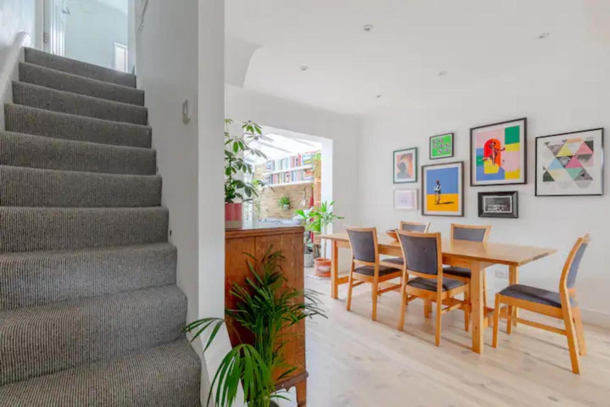 Beautifully Designed 2bd House - By Queen's Park! Сasa de vacaciones