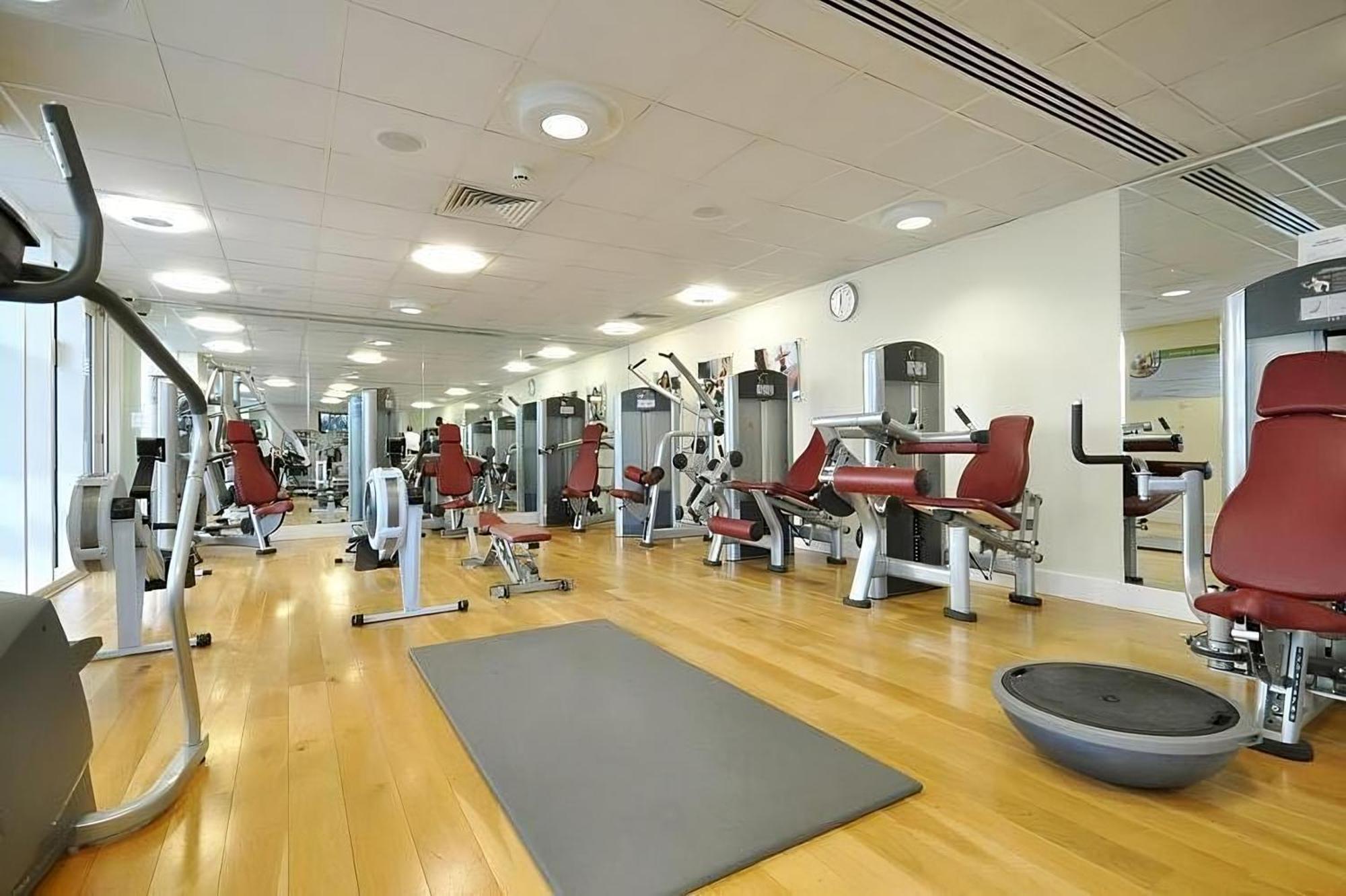 Appartement Battersea Luxurious Flat With Ac And Free Parking Londen