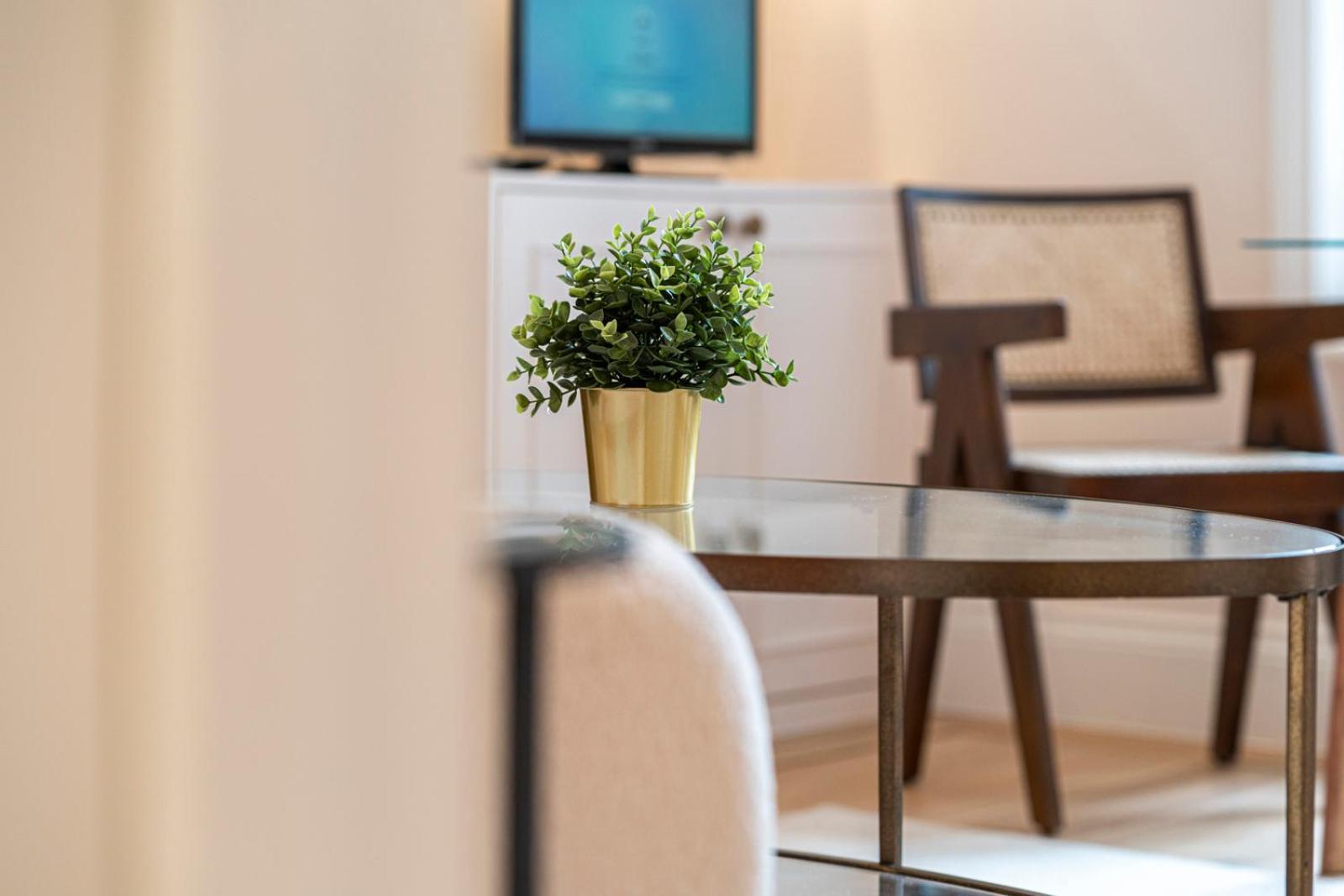 Elegant Flat Near Notting Hill By Underthedoormat Londres