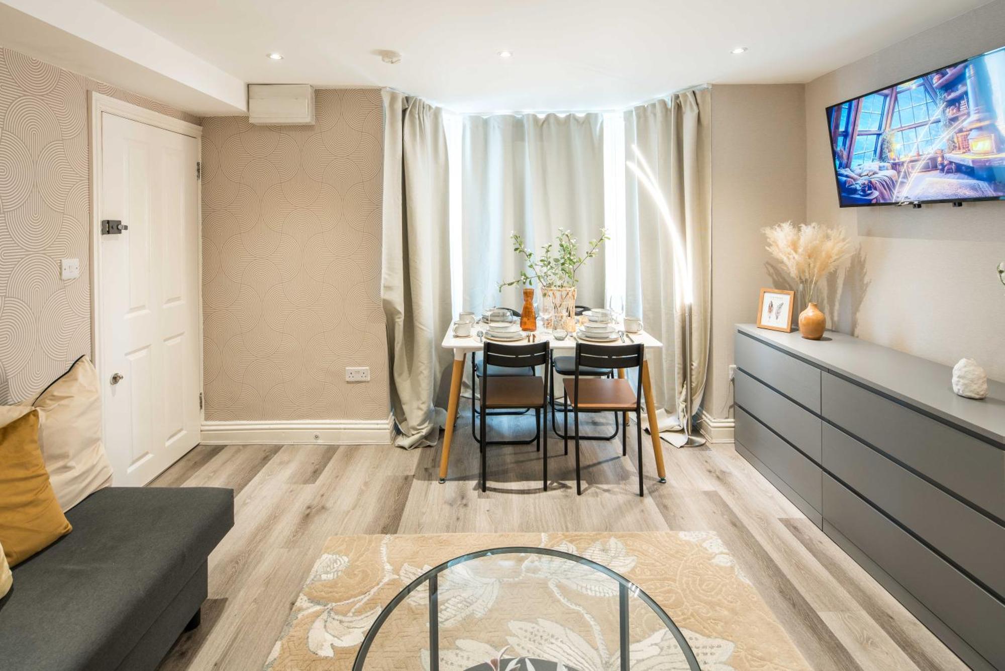 Rd Central-cozy-westfields-2bed-new-westfields- Apartment *