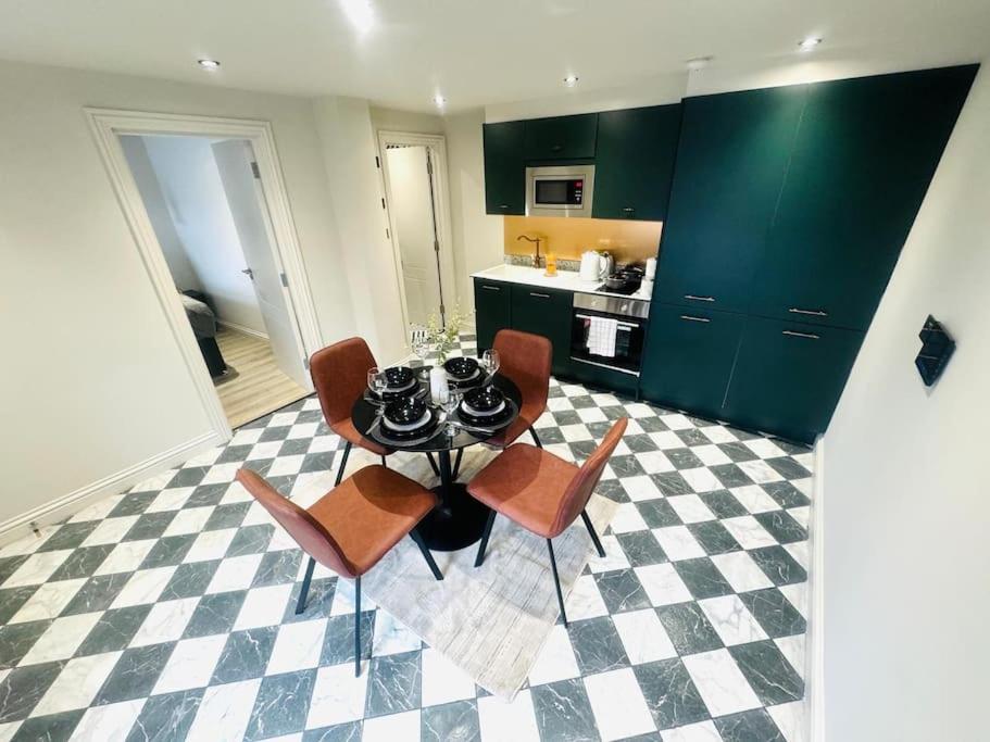 Apartamento 99 Apartment, Trendy Location *