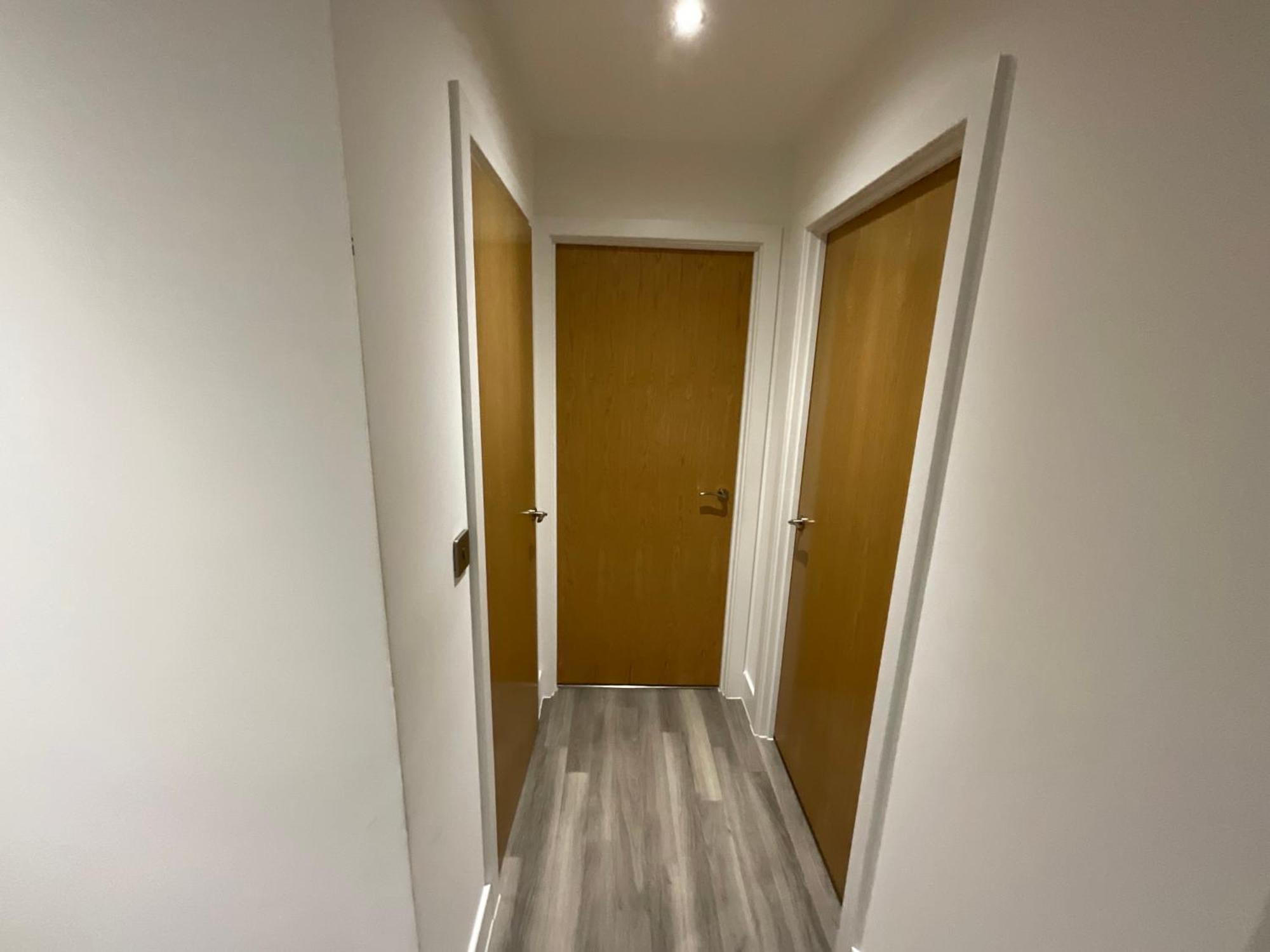 1br Gem In Shared Near O2 Arena & Excel With Patio, Private Bath, Free Parking & Garden Apartment