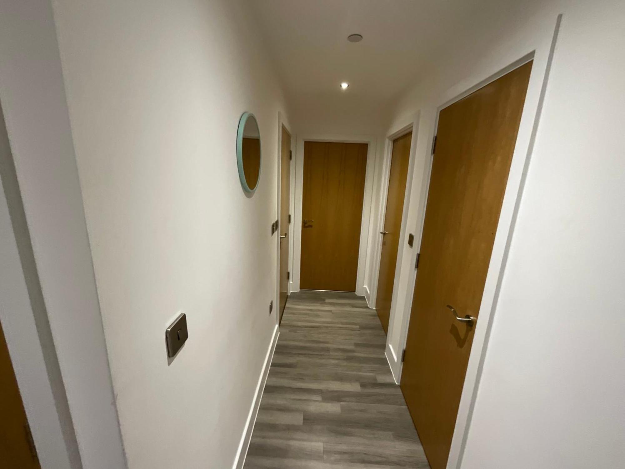 1br Gem In Shared Near O2 Arena & Excel With Patio, Private Bath, Free Parking & Garden * London