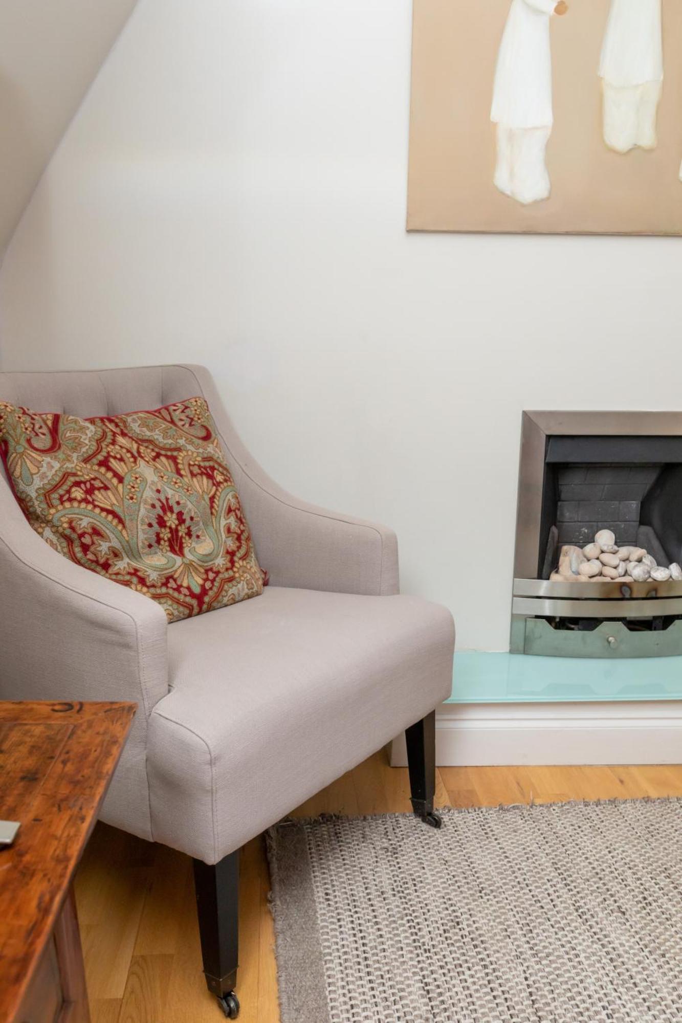 Modern Floor 2bd Flat - Kensington Appartement Londres