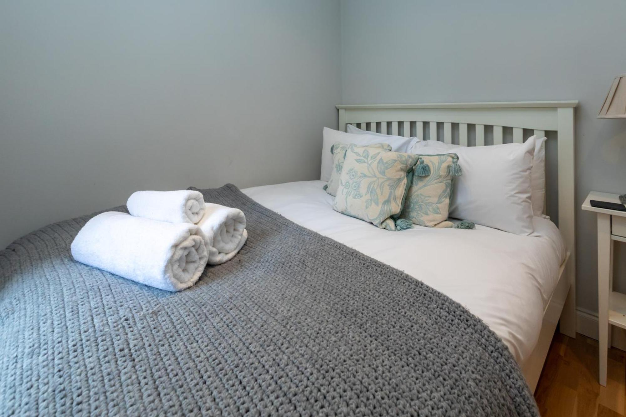 Modern Floor 2bd Flat - Kensington Appartement Londres