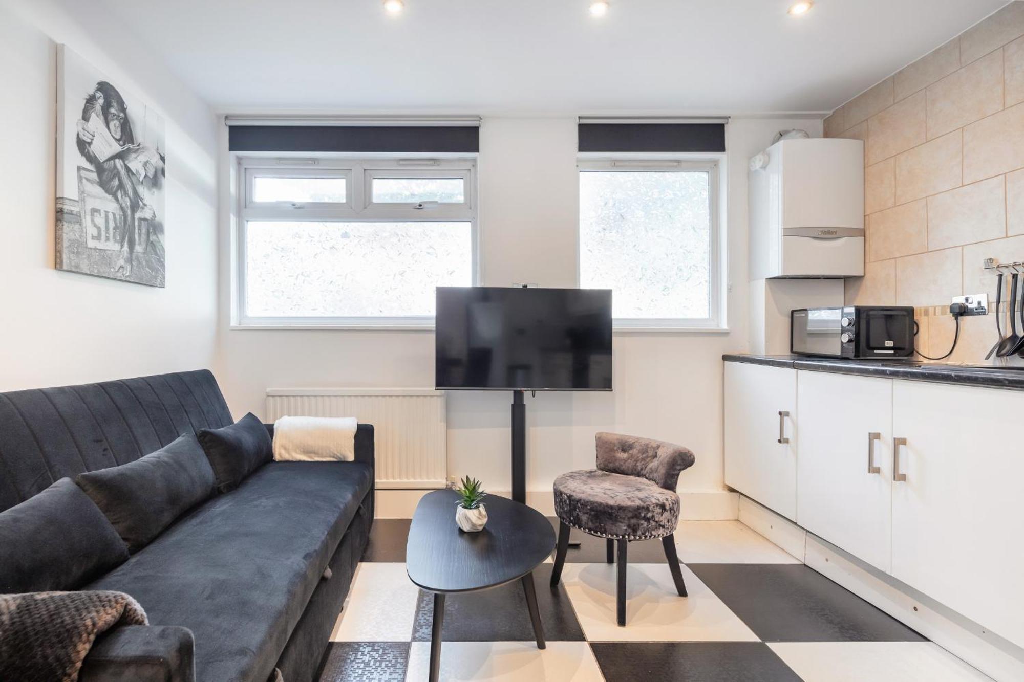 Perfect Location 2bed 2bath *