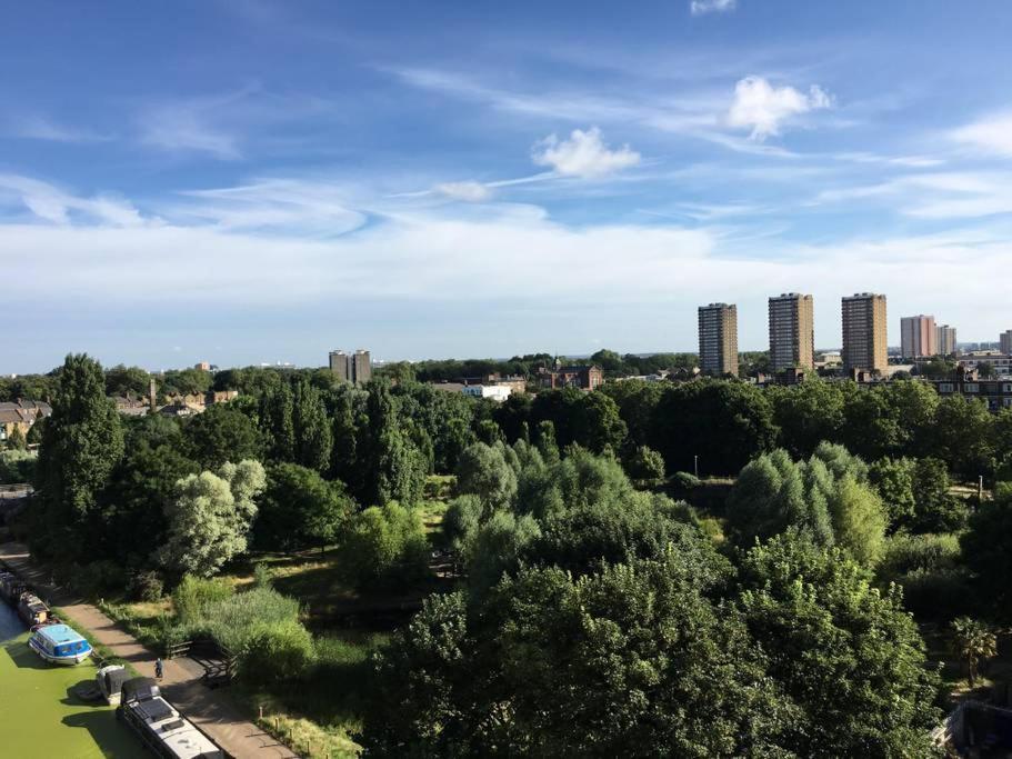 Beautiful 1 Bedroom With Balcony Near Mile End Londres