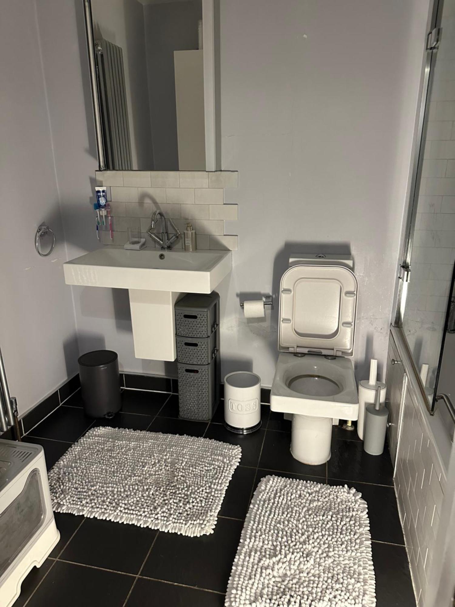 Homestay My Sky Secret Garden 1 Bedroom London