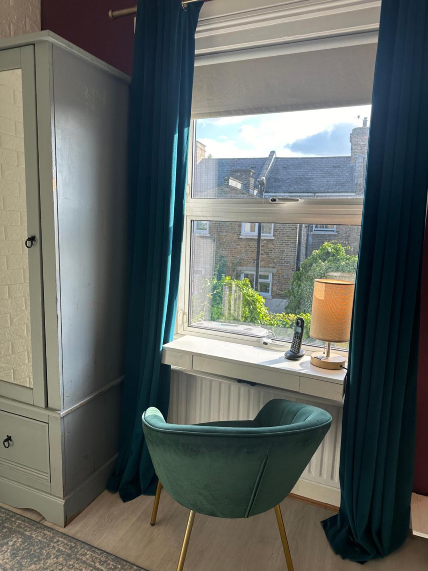 My Sky Secret Garden 1 Bedroom * London