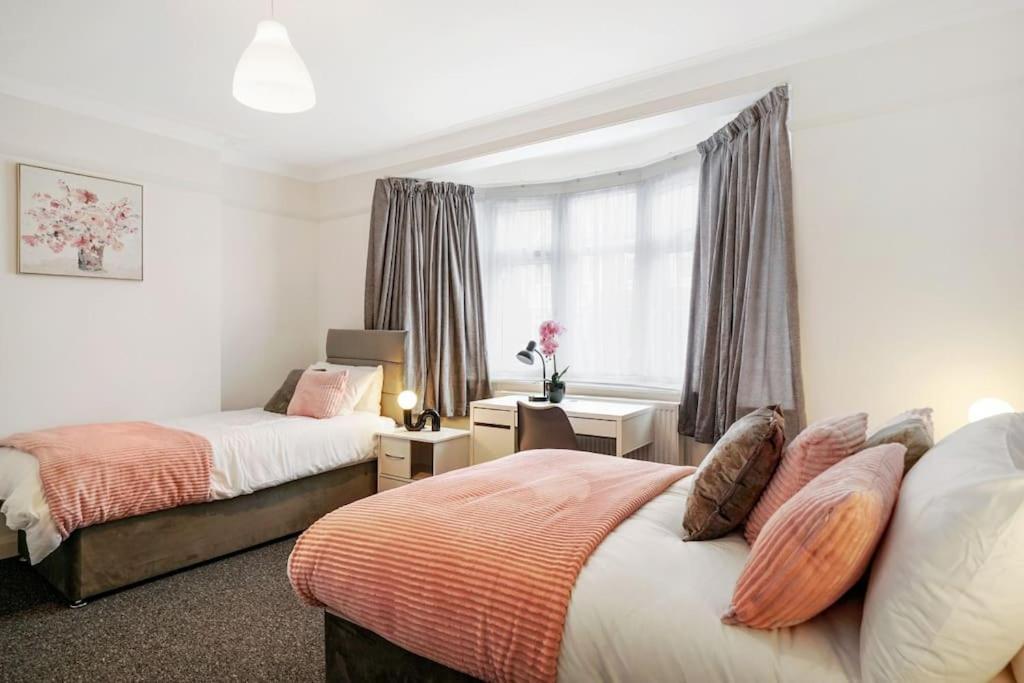 2 Bed Garden Flat Sleeps 6 Close To Brixton * Londres