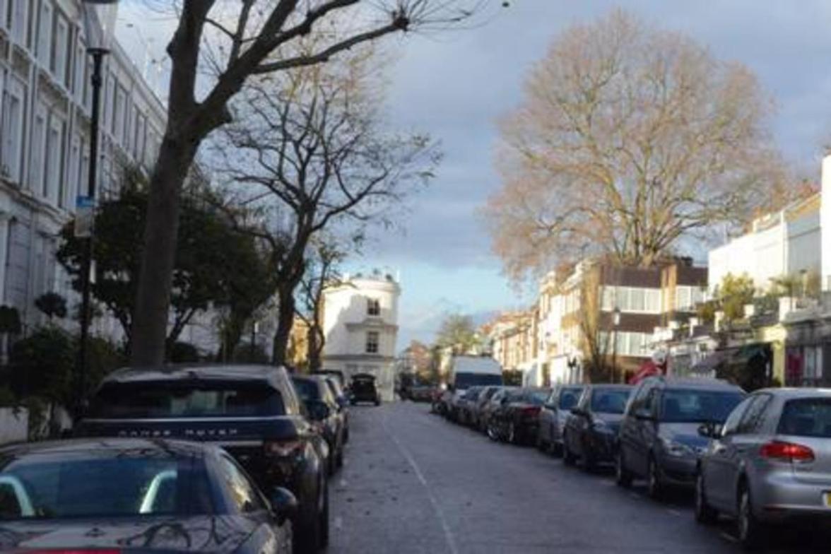 Holland Park 2 Bed Flat By Basetogo Apartamento