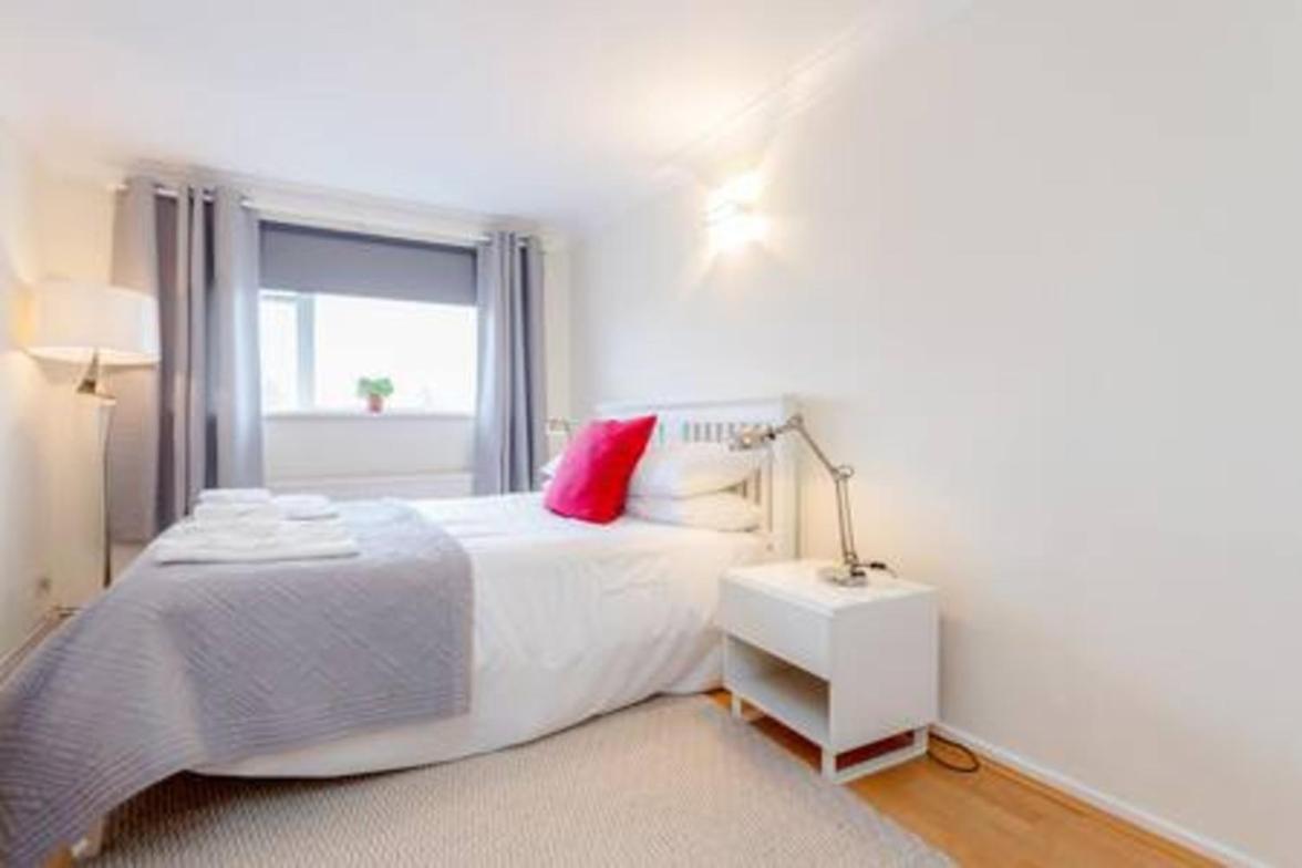 Apartamento Holland Park 2 Bed Flat By Basetogo