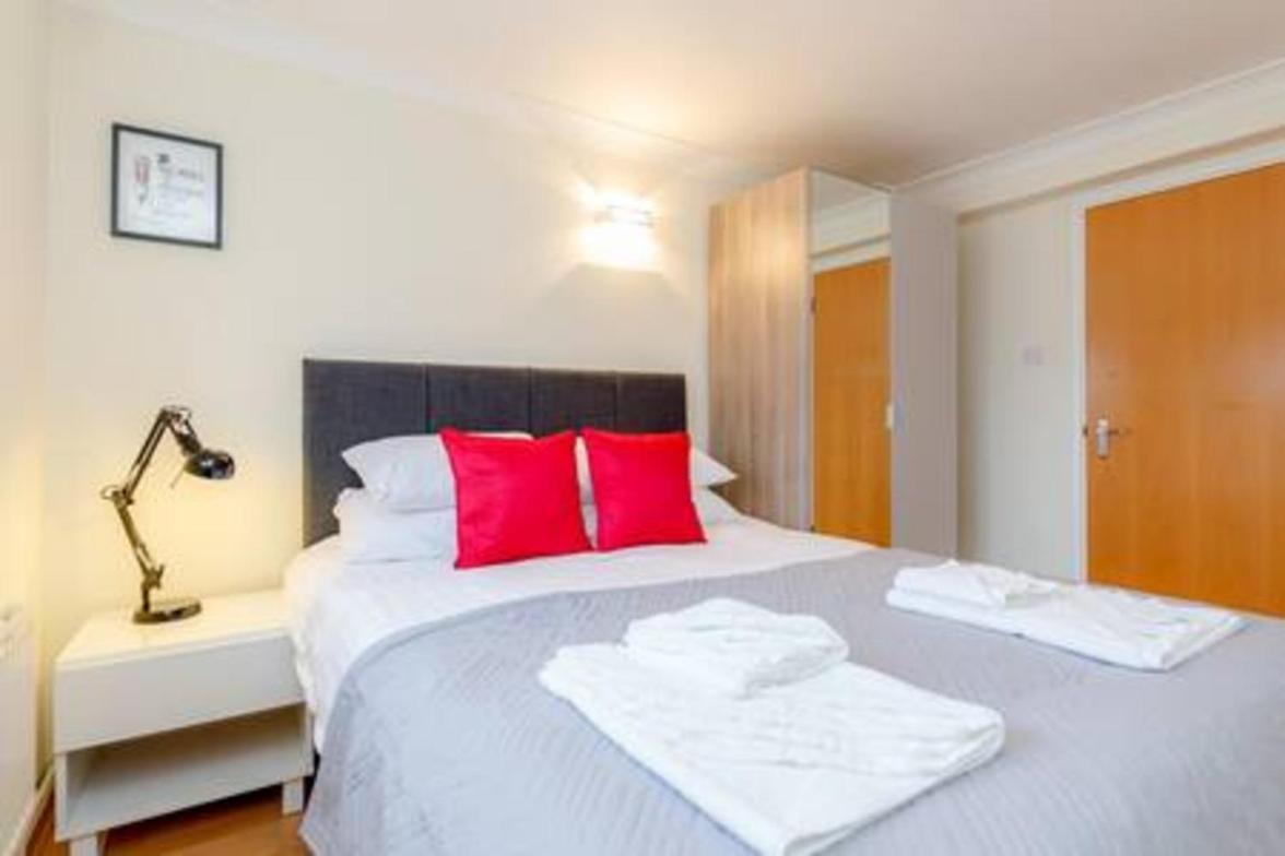Apartamento Holland Park 2 Bed Flat By Basetogo Londres