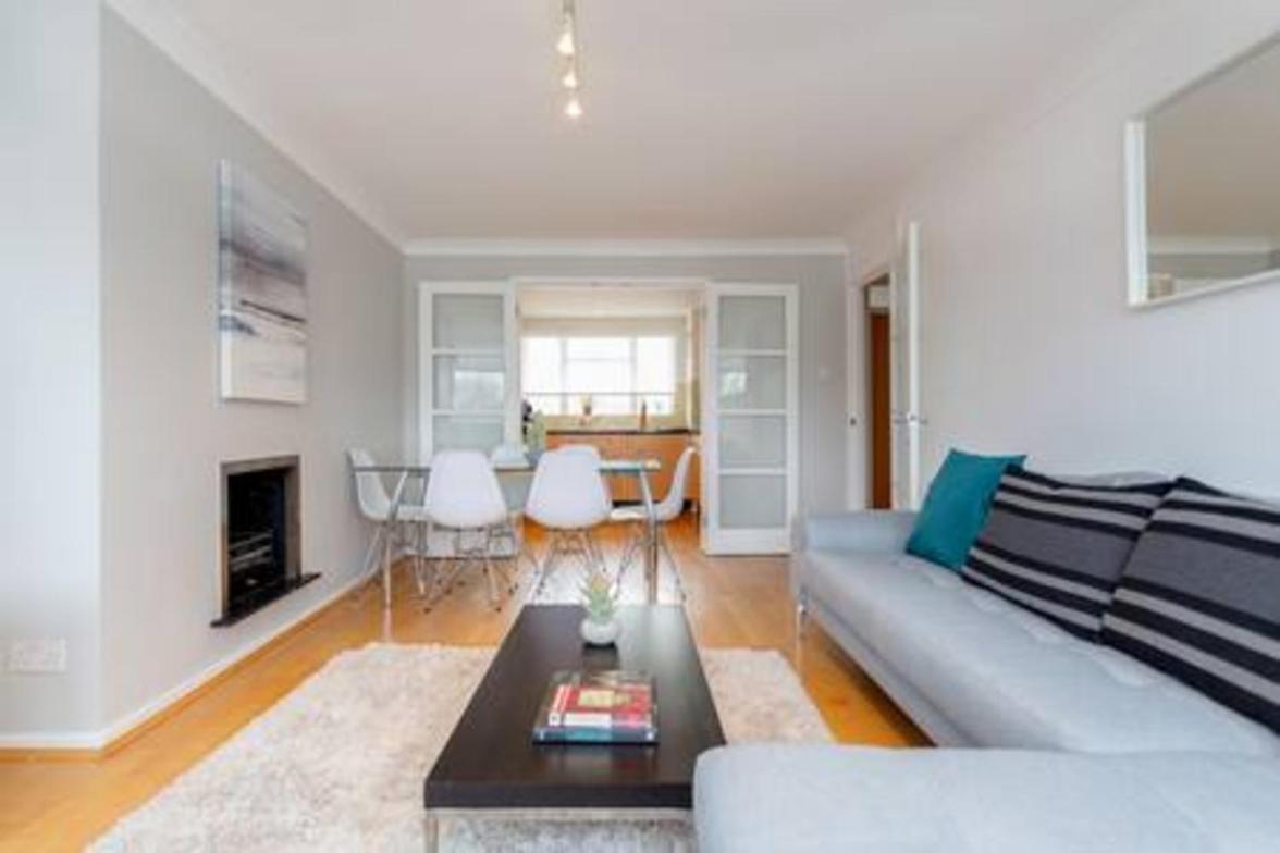 Apartamento Holland Park 2 Bed Flat By Basetogo