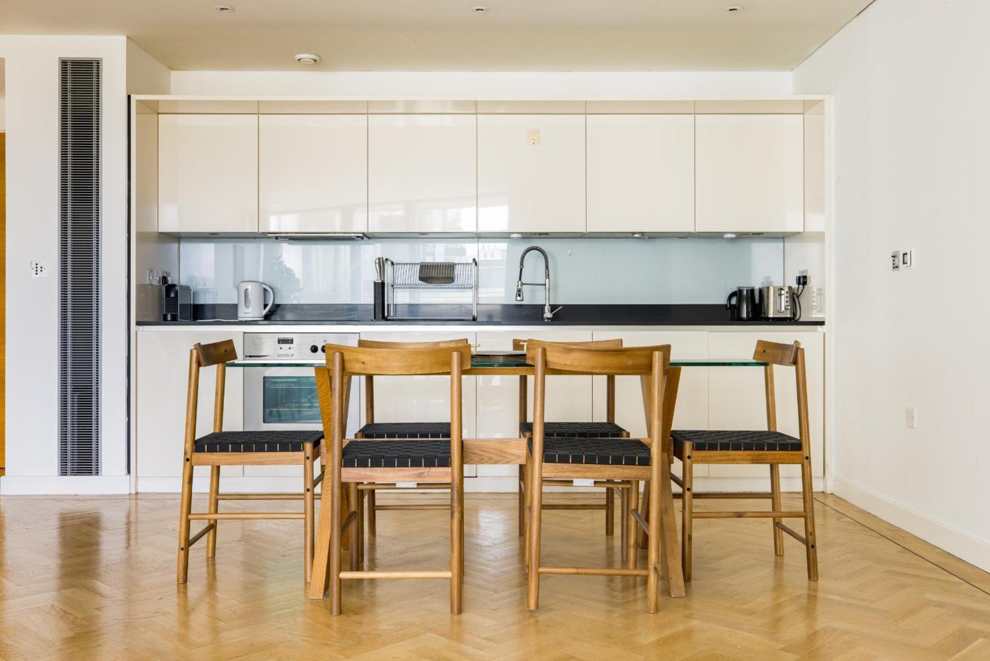 Appartement Spacious, Modern 3-bed