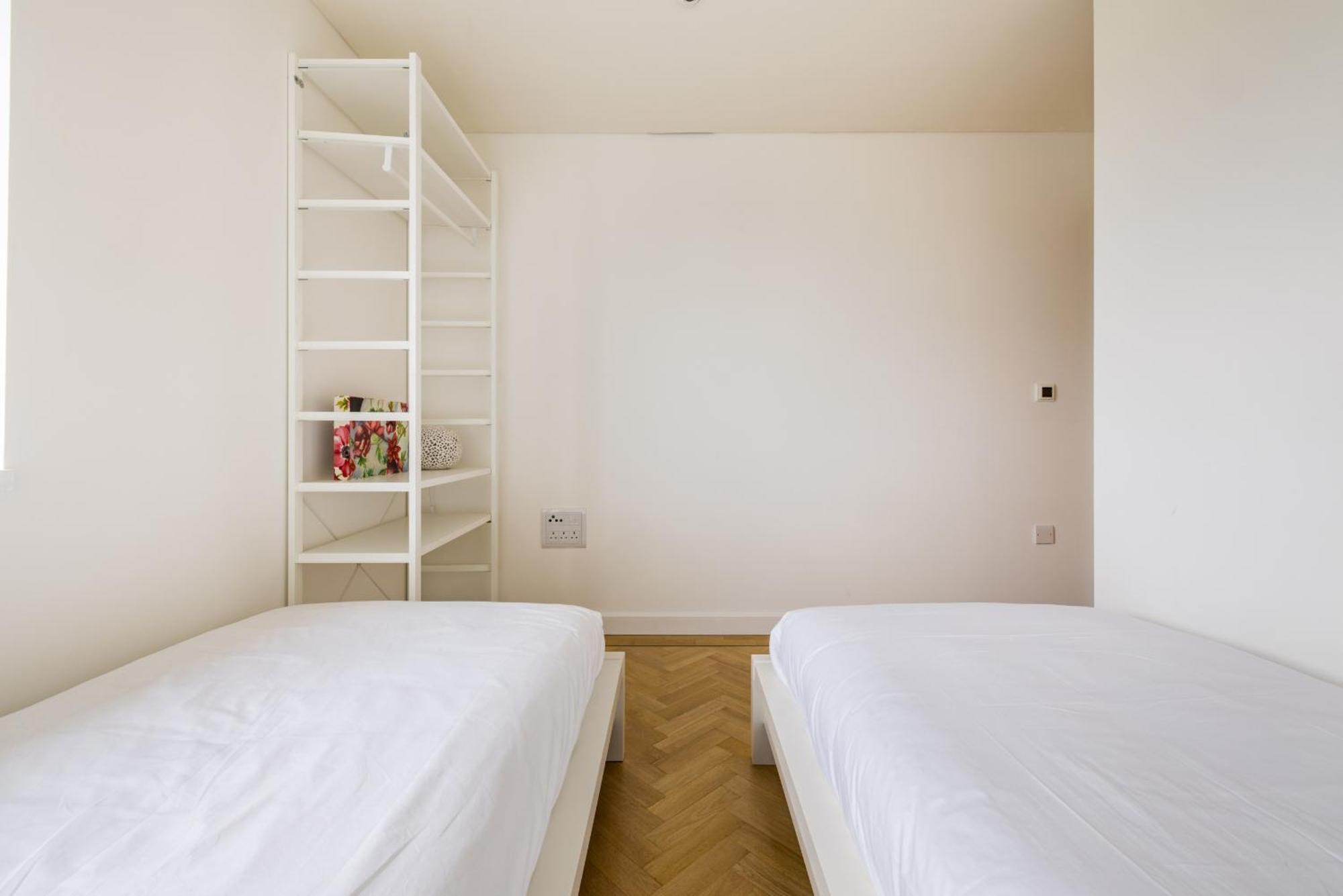 Spacious, Modern 3-bed Londres