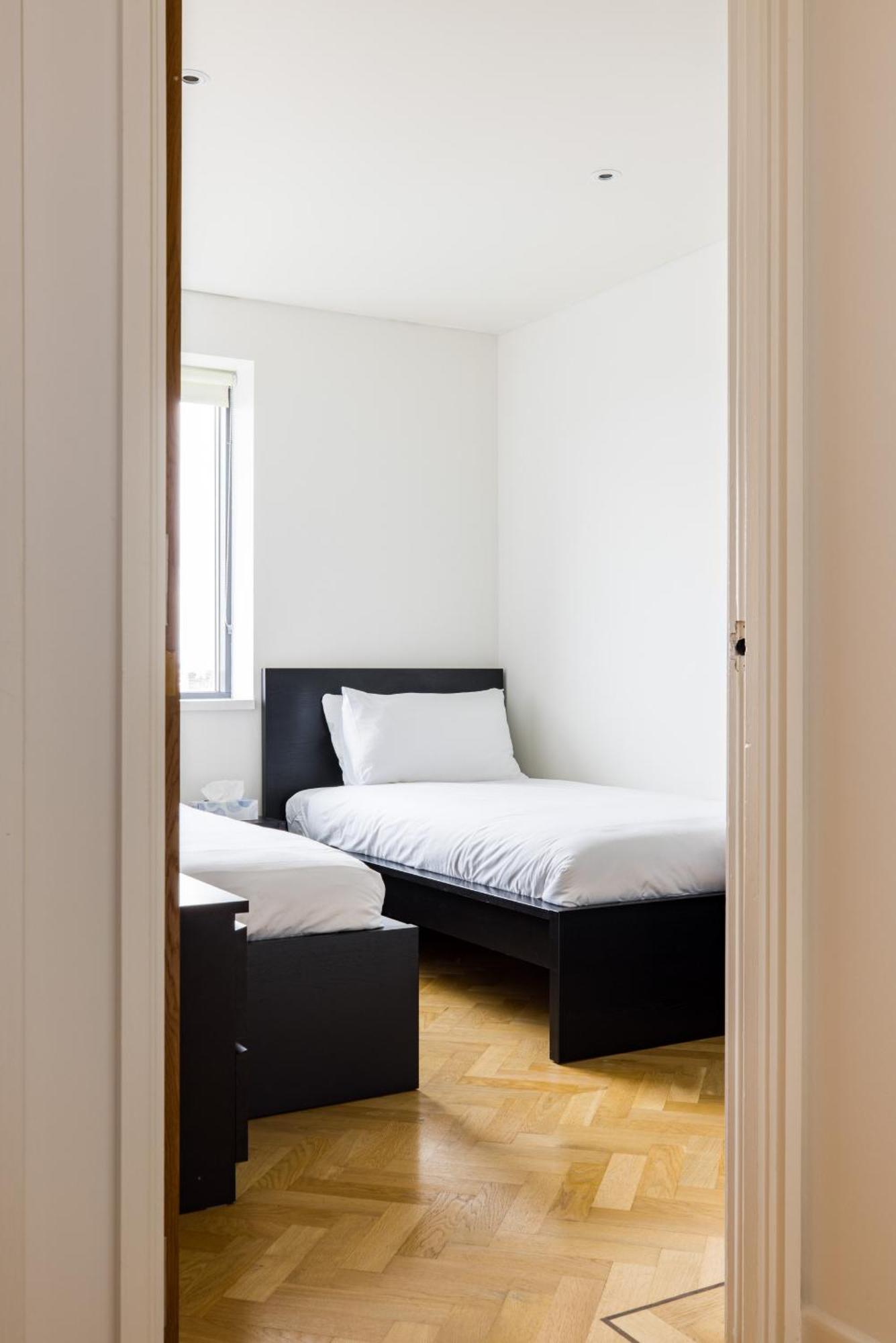 Spacious, Modern 3-bed Londres